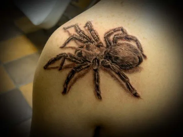 /img/19669-blue-tarantula-tattoo-inspiration-8.webp